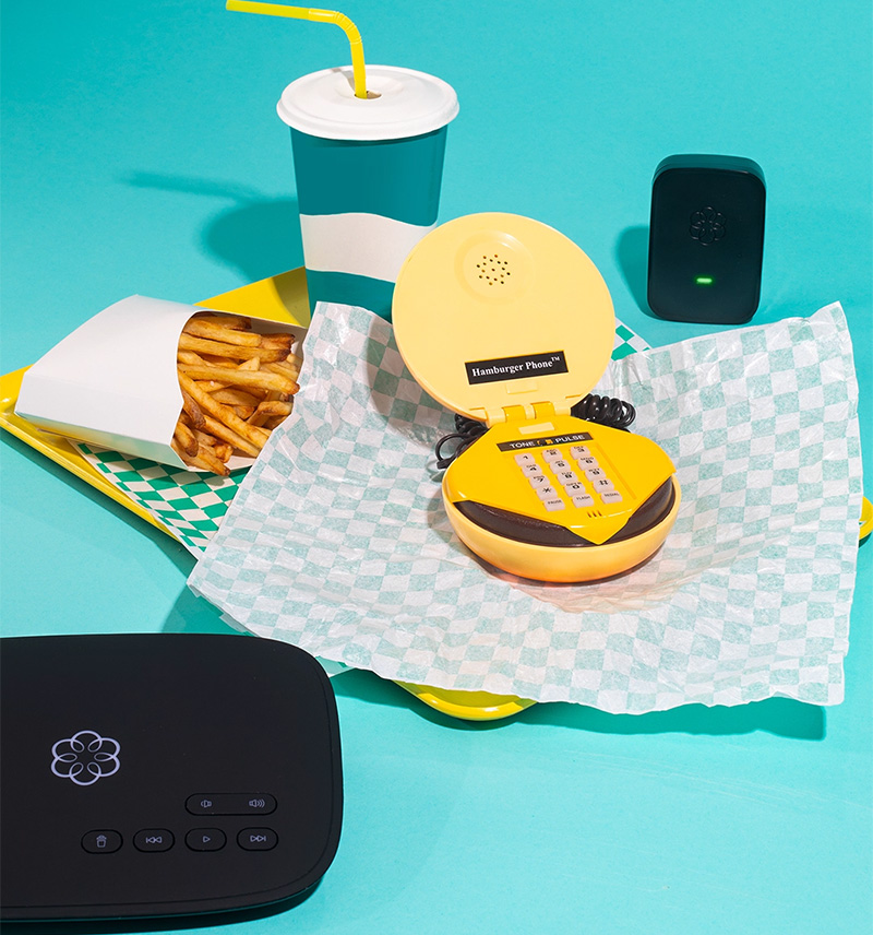 thumbnail image 2 of Funny Gadgets Emulational Hamburger Telephone Wire Landline Phone 2 of 10