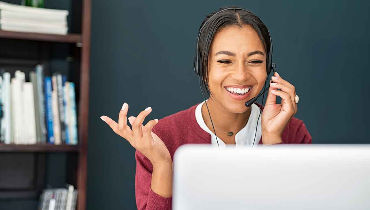 21 top virtual call center tips for success - blog post image