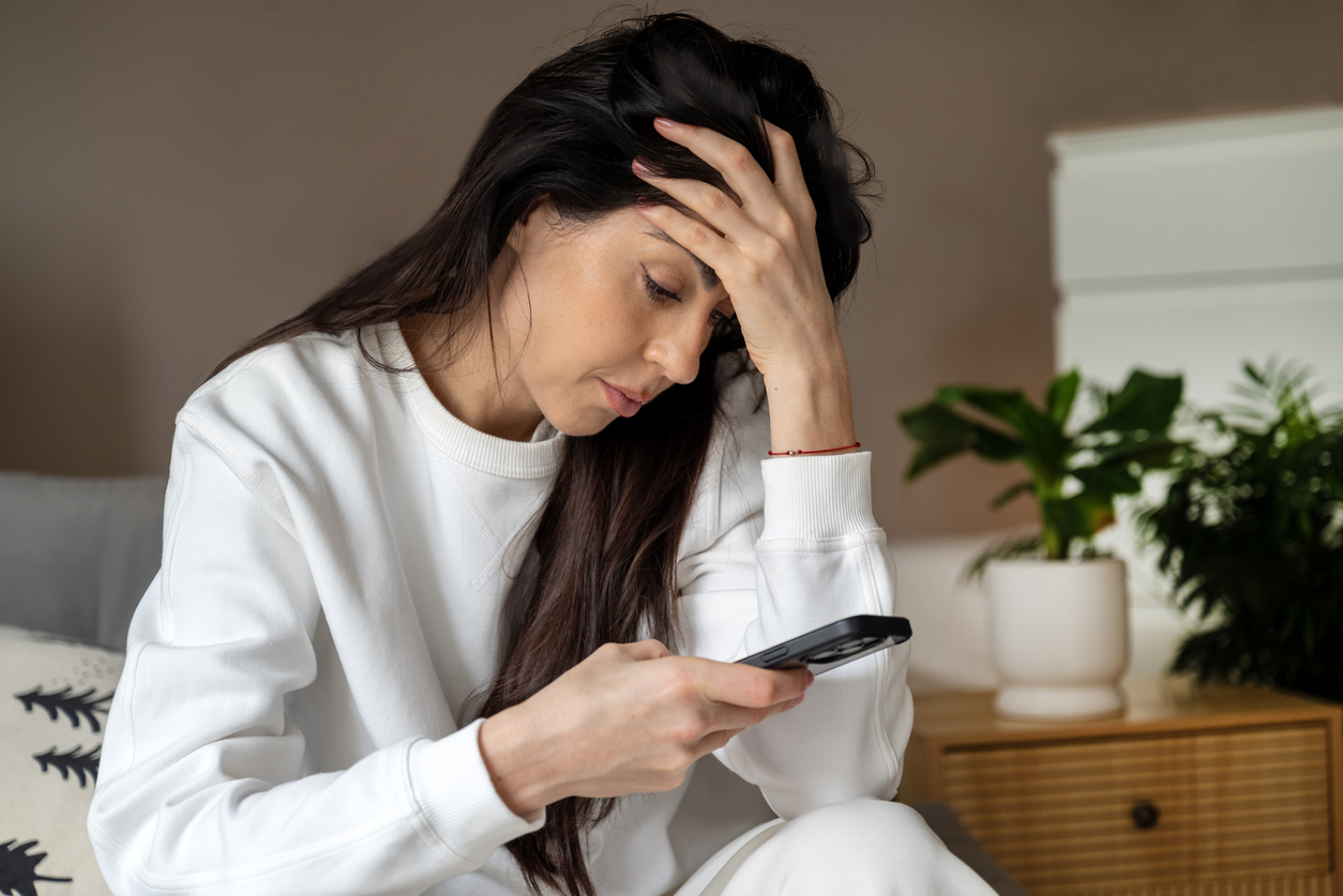 The cognitive load of messaging vs talking on the phone